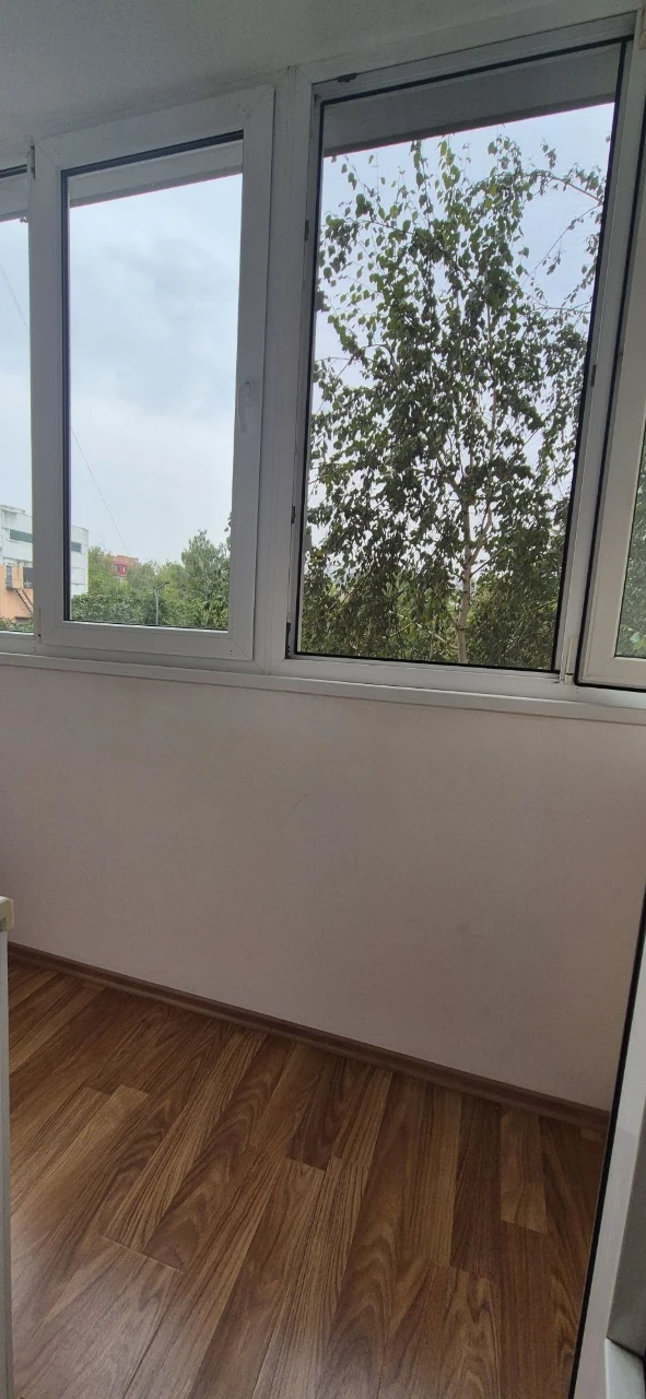 Продам 3-х комнатную, ул.Парковая,70м2, 3 этаж, газ
