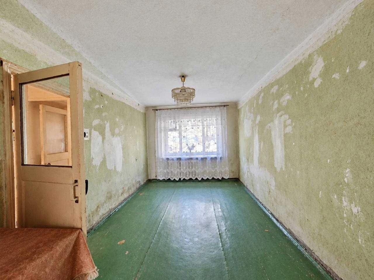 Продам 2к в  центре города, проспект Мира