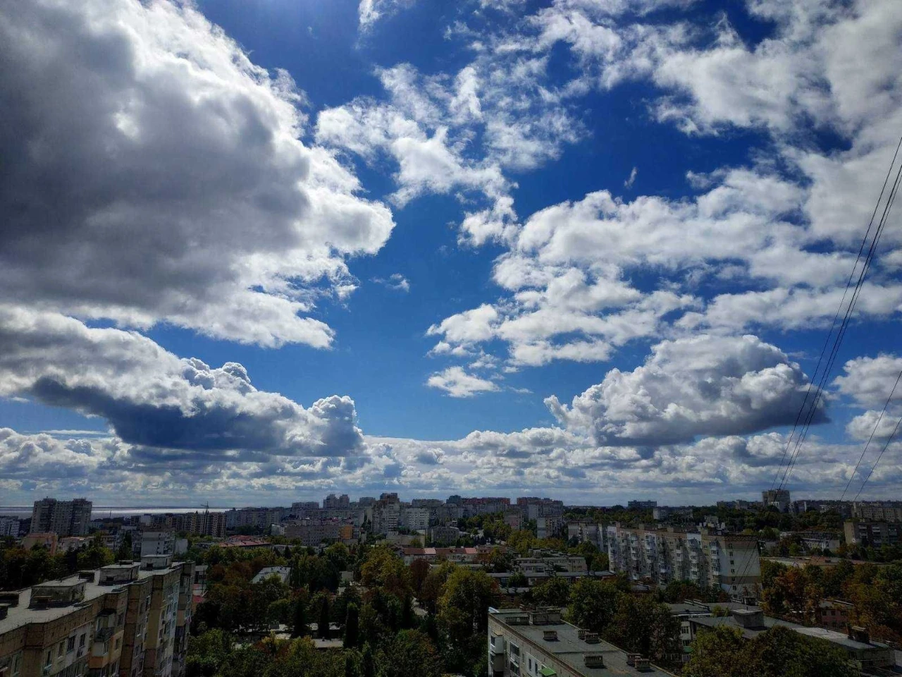 Продам 2к в  центре города, проспект Мира