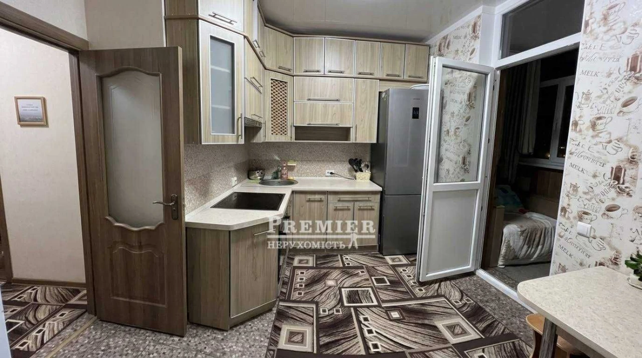 Продаж 1-кімн. квартири 38 м²,