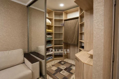Продаж 1-кімн. квартири 38 м²,