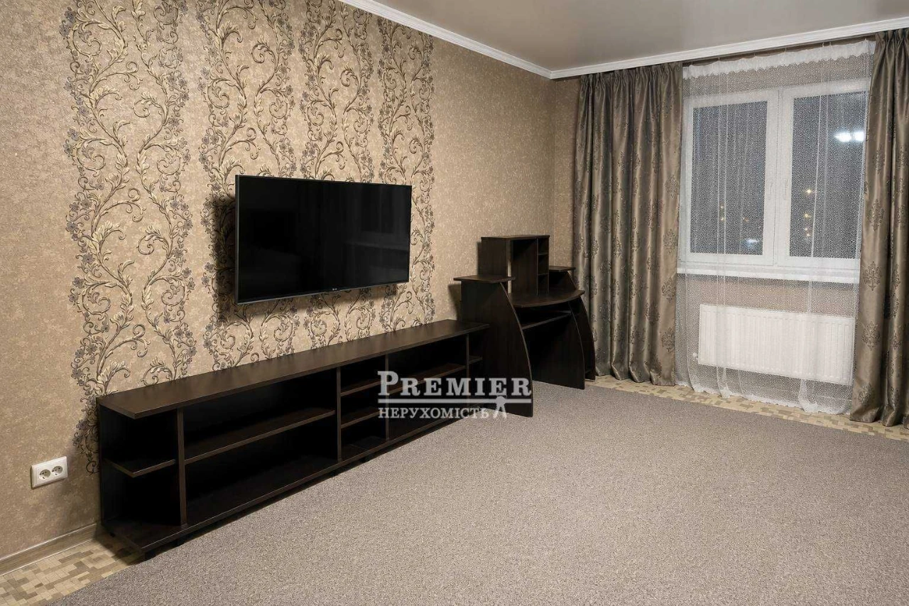 Продаж 1-кімн. квартири 38 м²,