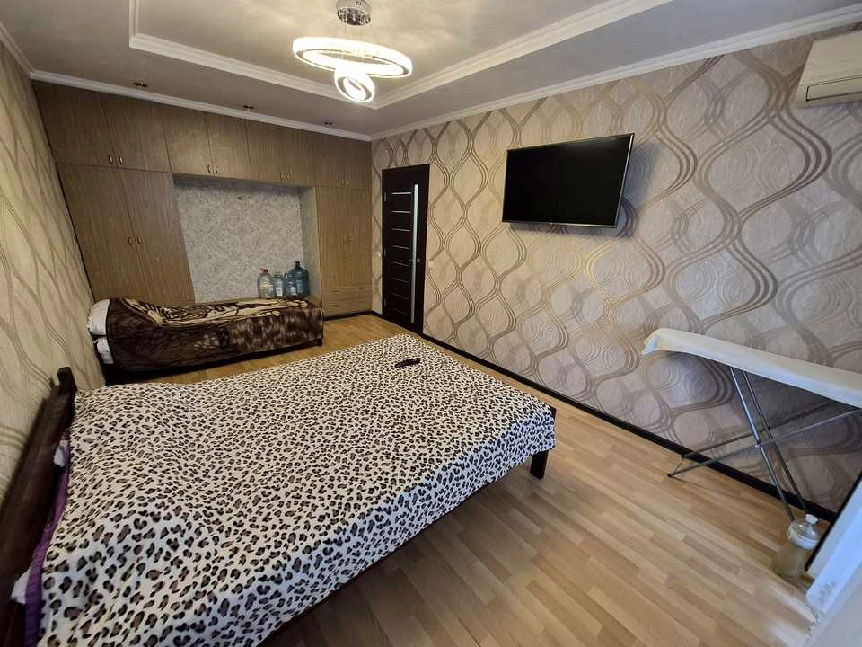 Квартира. Чорноморськ, Чорноморськ (Іллічівськ), Миру просп.