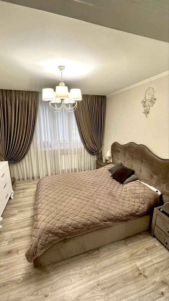 Продаж 2к квартири з ремонтом,все залишається,за державними