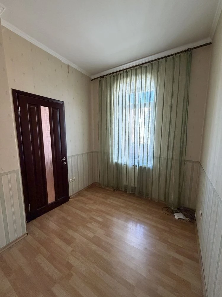 Квартира з видом на море 79,8 м2 Чорноморськ, дві еімнати +
