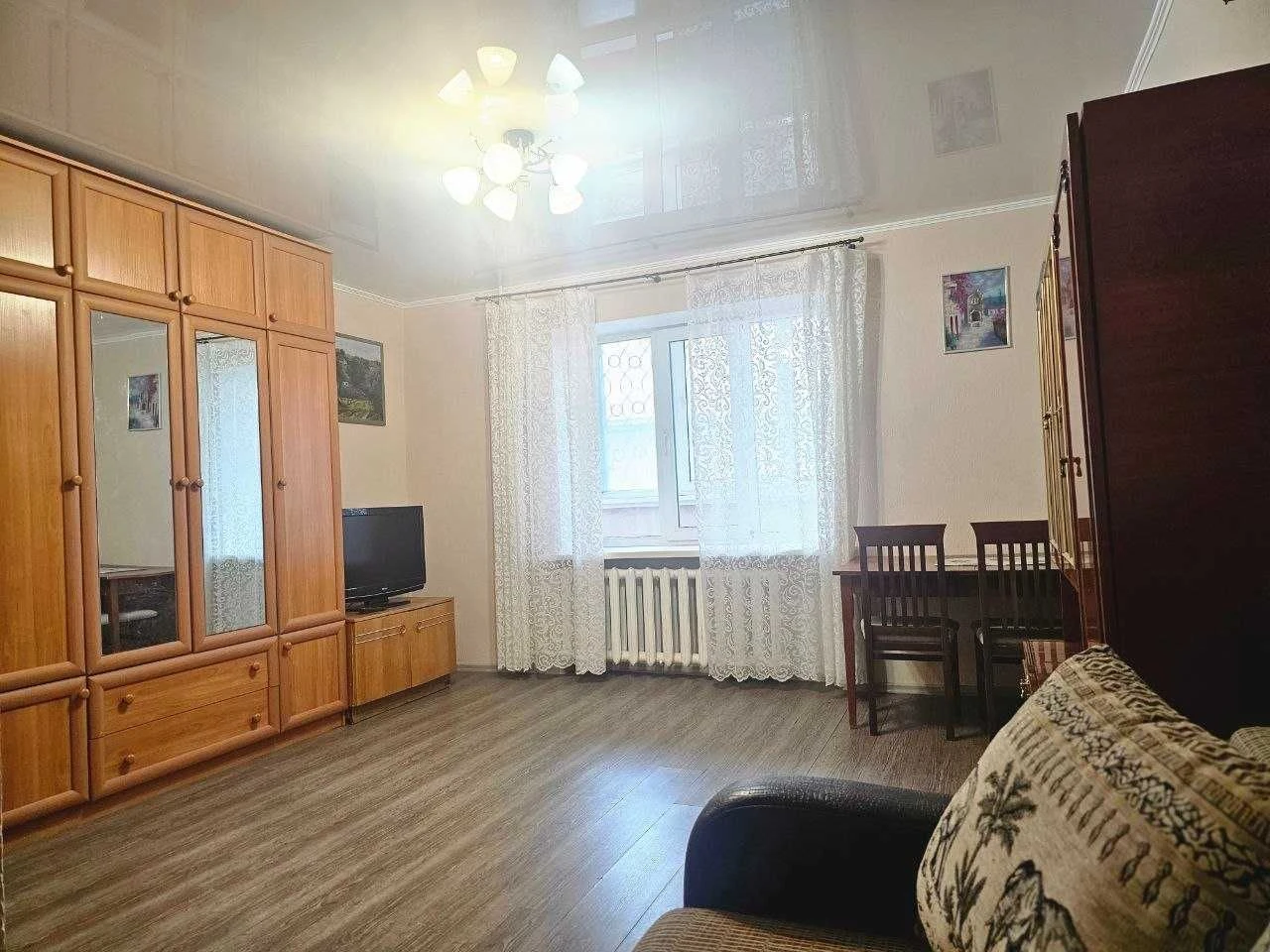 Затишна 1-кімнатна квартира на 1 поверсі | Цегляний будинок