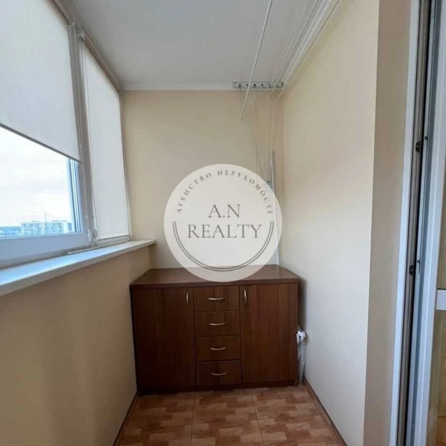 Продаж 2-кімнатної квартири 70 м², Юрія Шумського вул., 1Б
