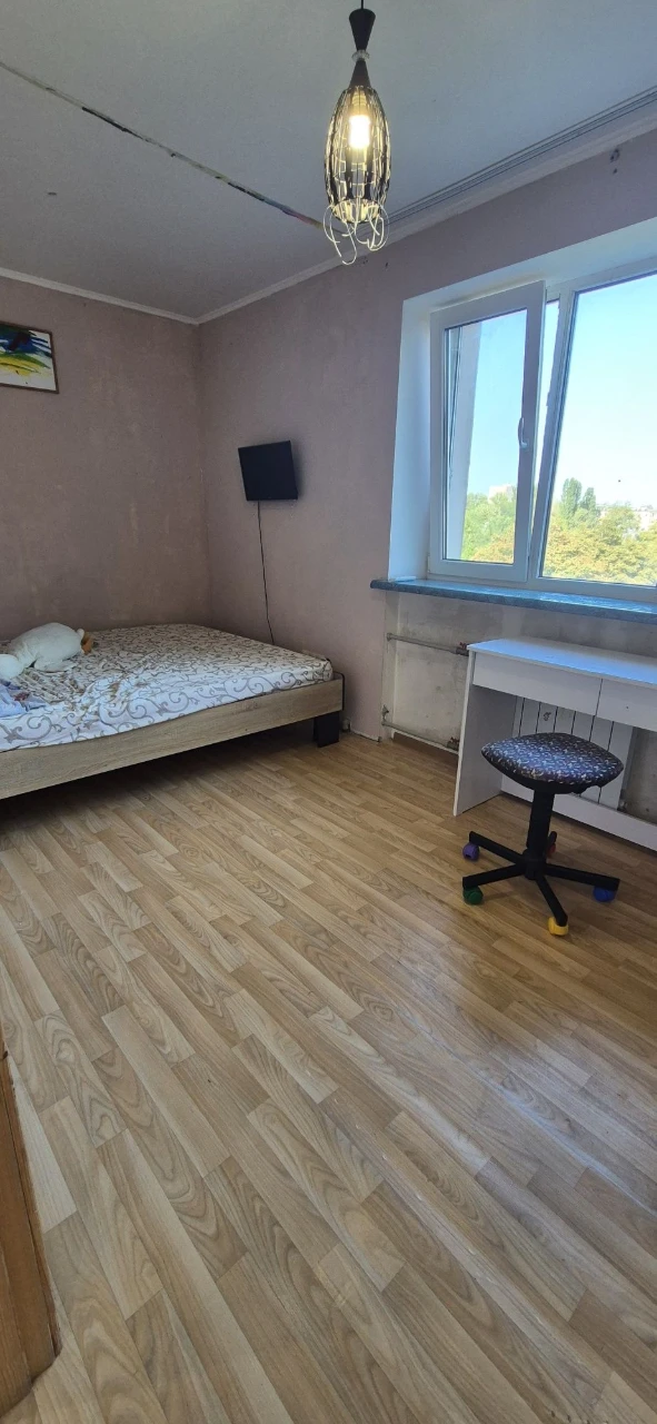 2-х кімнатна квартира в центрі Чорноморська,