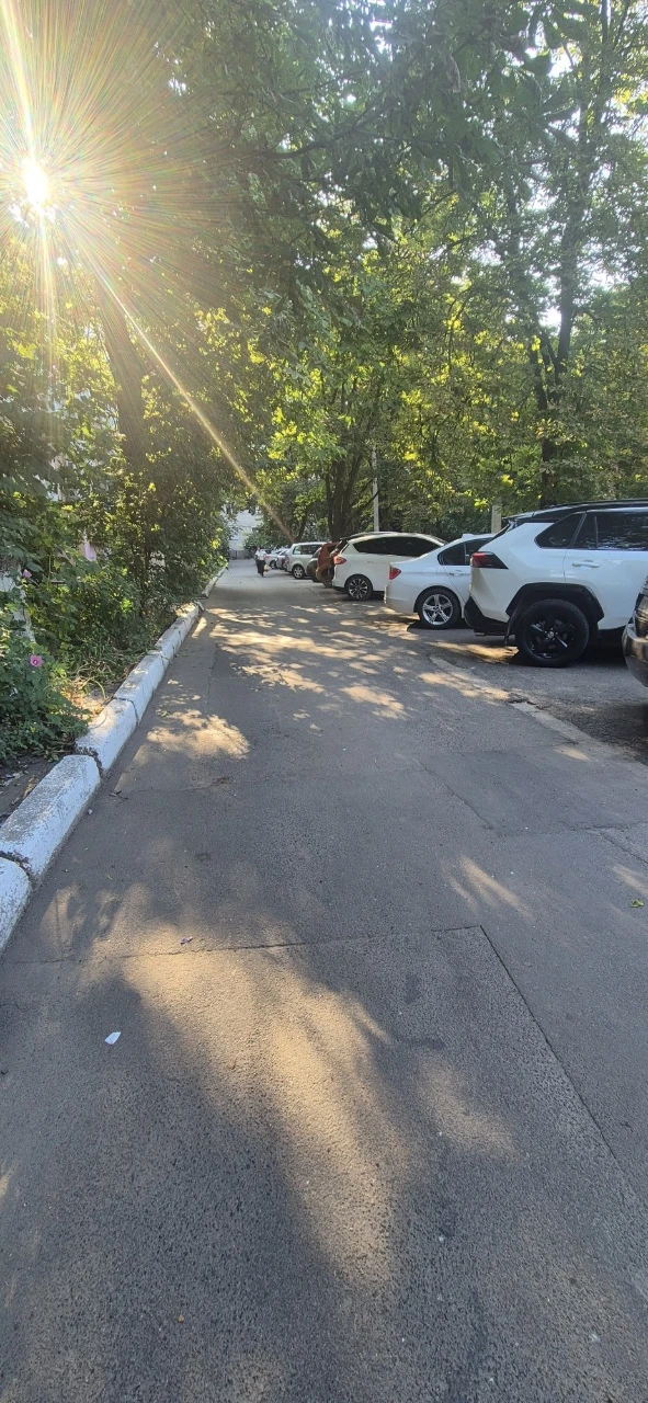 2-х кімнатна квартира в центрі Чорноморська,