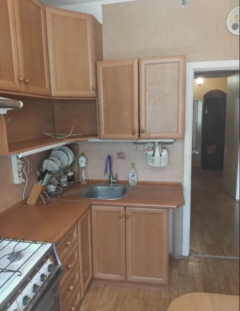 Продам 2 - комнатную квартиру «Аббо»