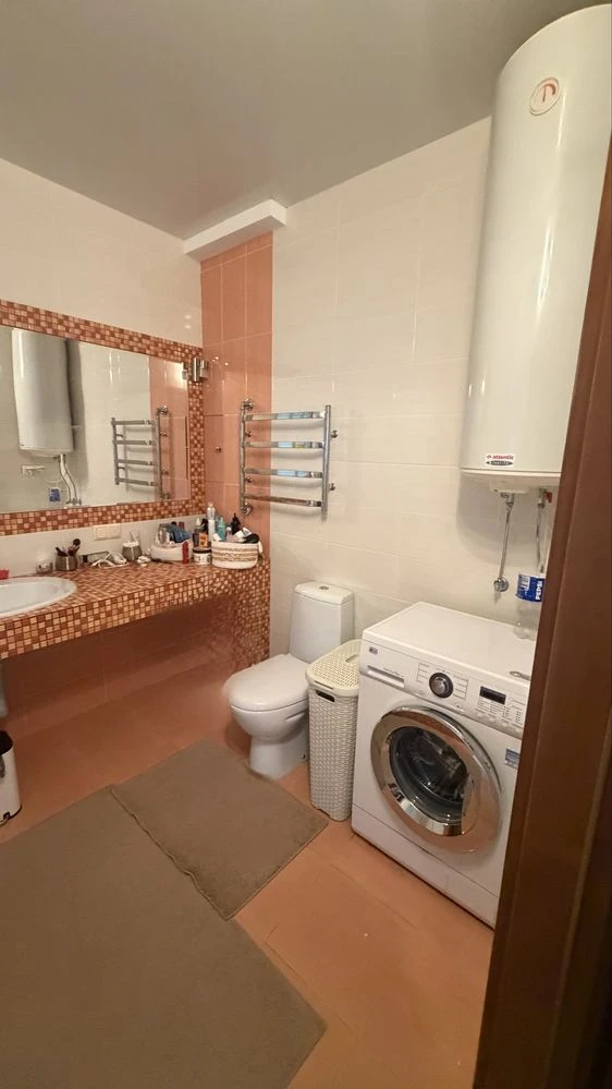 3 кімн.кв.Моноліт 93 000$