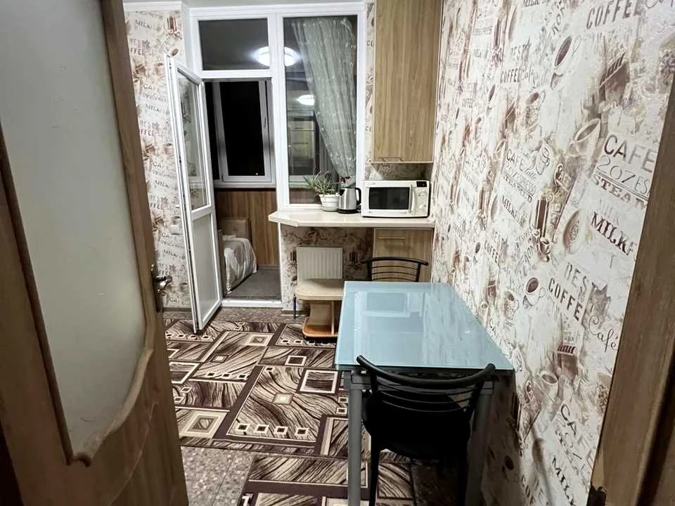 Квартира. Чорноморськ, Захисників України вул. (1-го Травня)