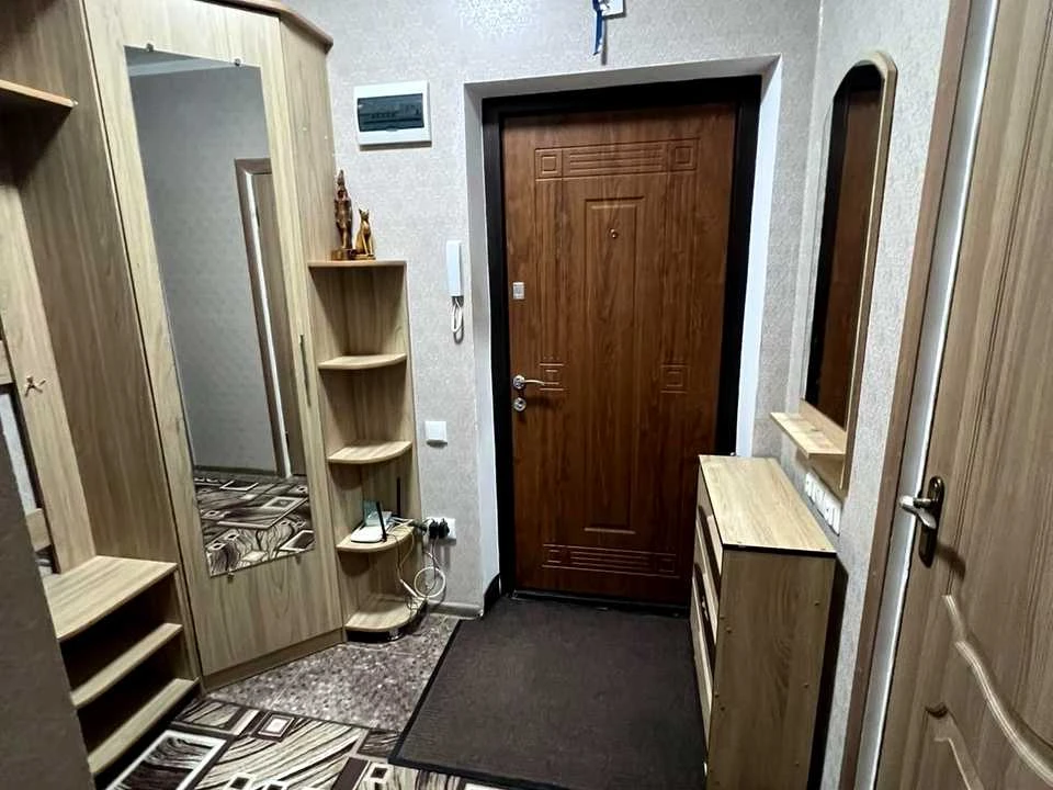 Квартира. Чорноморськ, Захисників України вул. (1-го Травня)