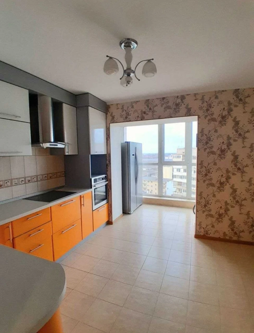Продам большую 3к квартиру в новостройке