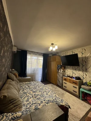 Продам большую гостинку