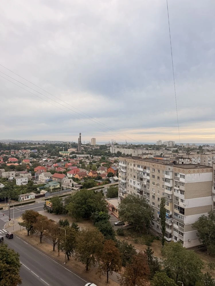Продам 1 комнатную квартиру с евроремонтом  в новострое