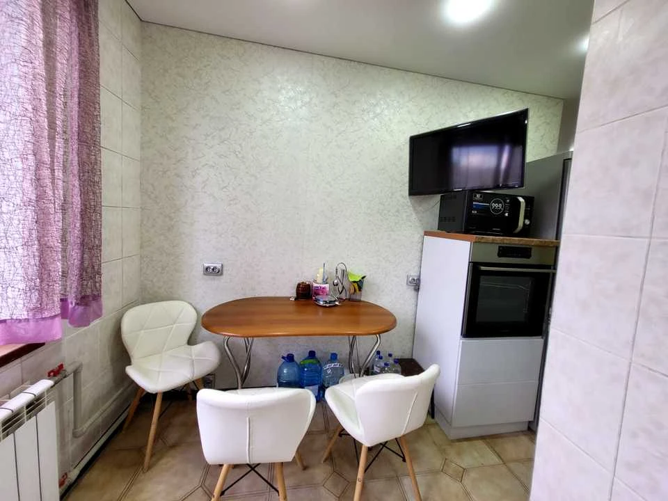 Apartment. Kharkiv, Heroiv Kharkova Ave. (Moskovskiy)