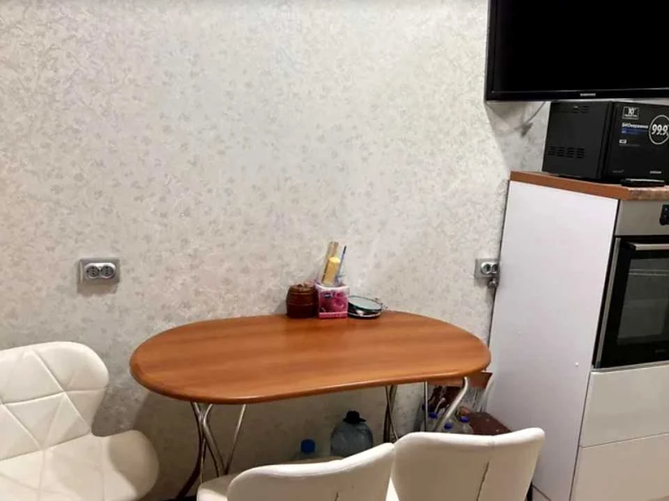 Apartment. Kharkiv, Heroiv Kharkova Ave. (Moskovskiy)