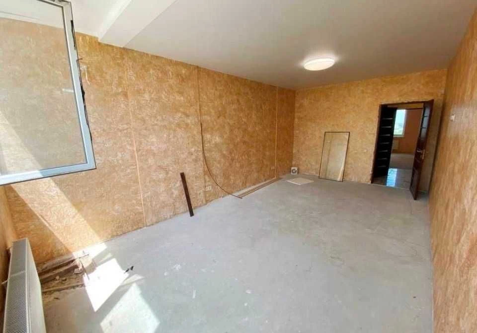 Працюємо з програмами. 3 к. квартира 102 м2 на середньому по