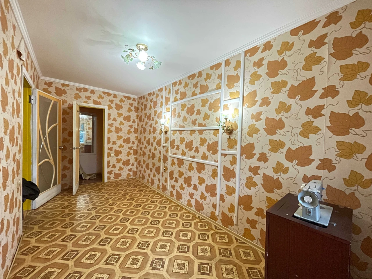Продаж 2к.кв. в тихому районі, біля центра, до моря 10 хвили