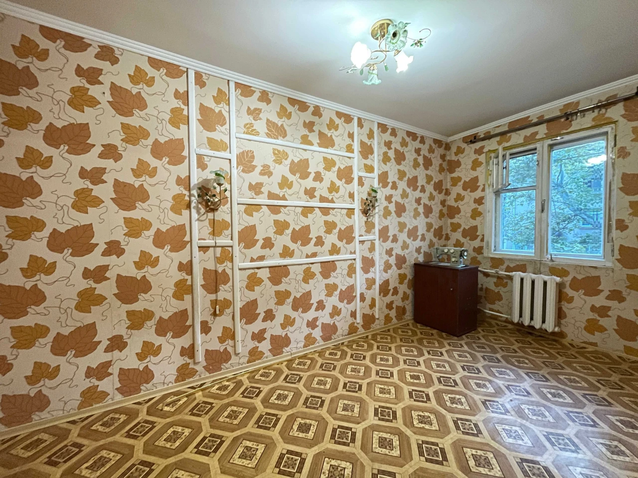 Продаж 2к.кв. в тихому районі, біля центра, до моря 10 хвили