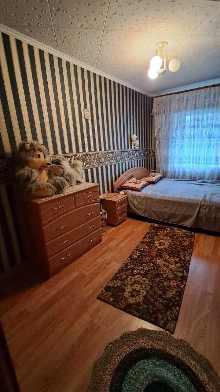 Продам 3х. ком. 45 тыс. возле моря на 3 этаже.