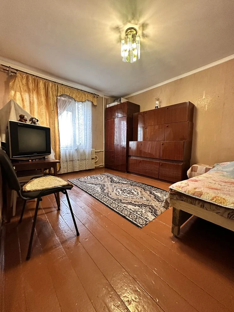 Продам 1 кімнатну квартиру. Чорноморськ. Газ