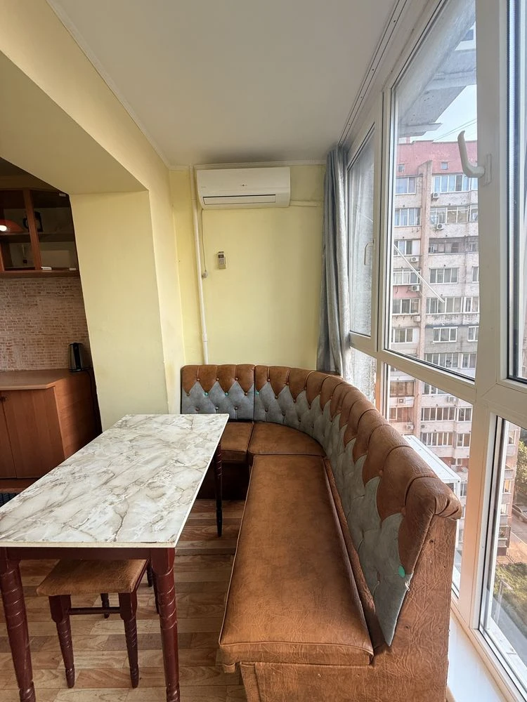 Продам 2 комнатную квартру на Парусной