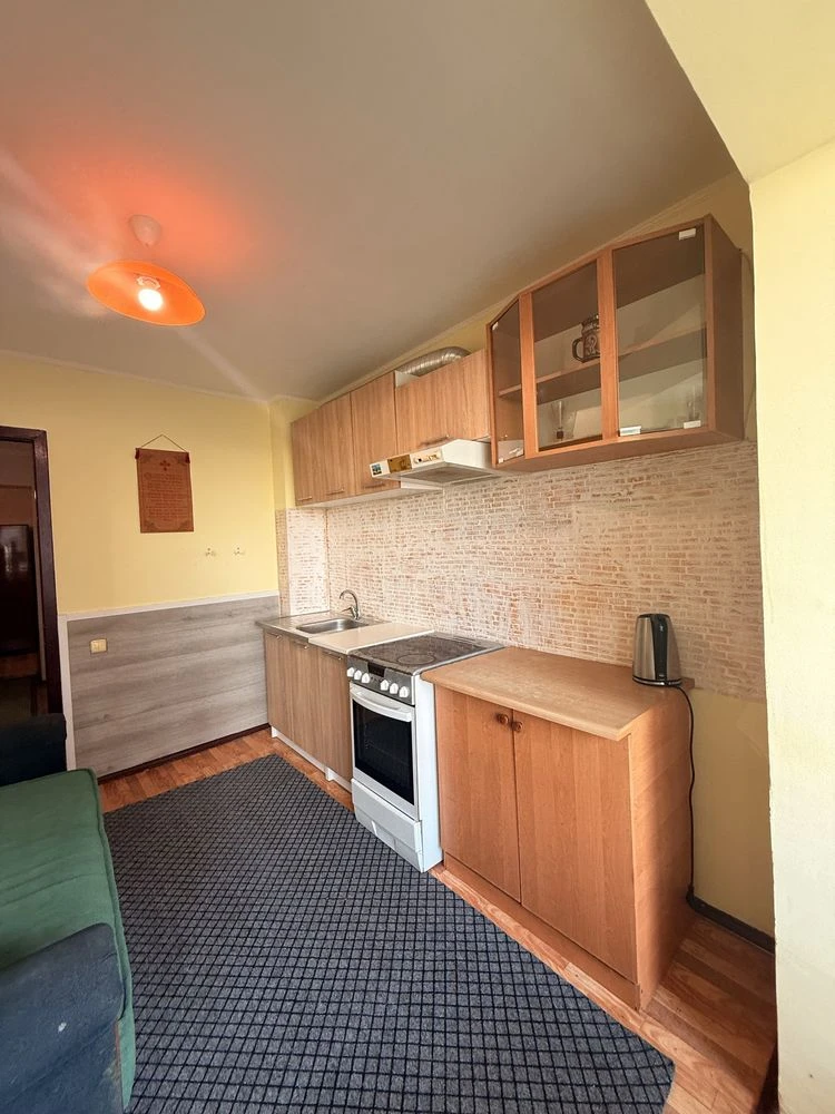 Продам 2 комнатную квартру на Парусной