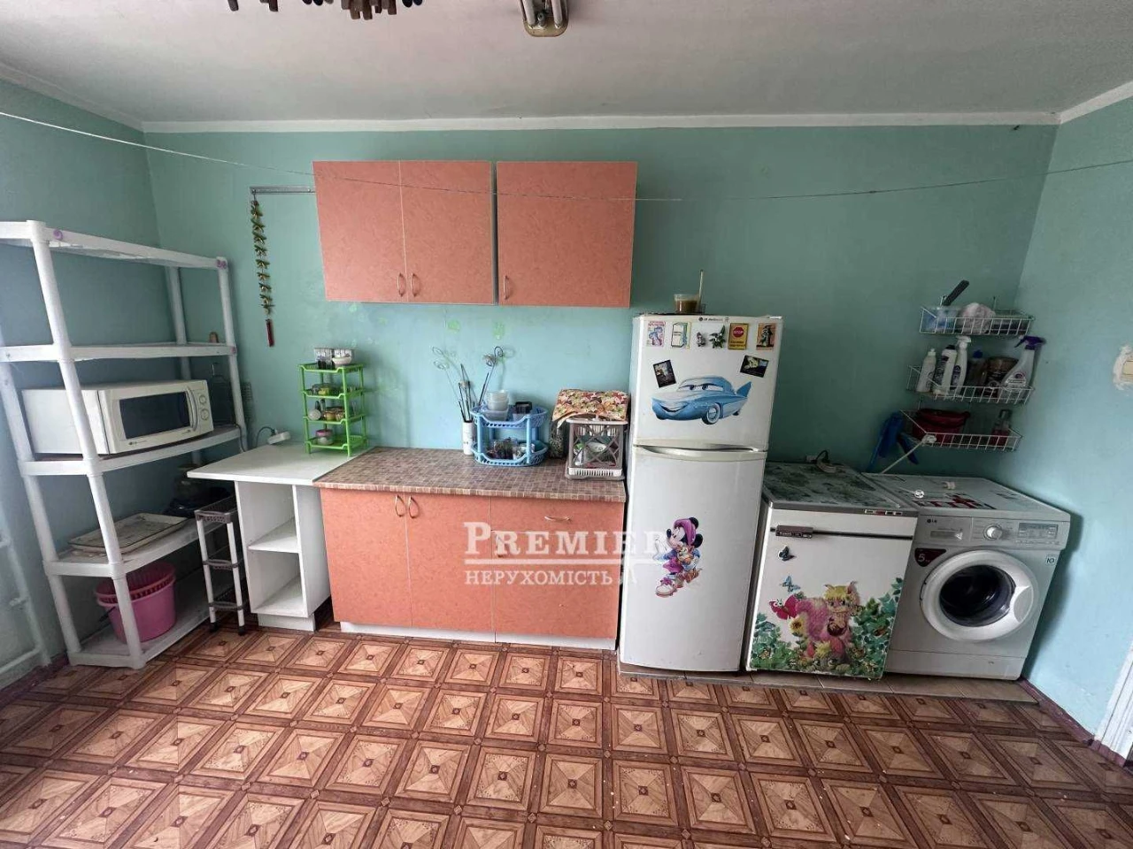 Продаж 2 кімн. комунальної квартири