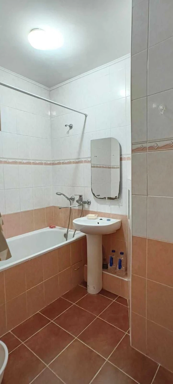 Продам шикарну 2к.кв. біля моря! Автономне опалення! Держ.пр