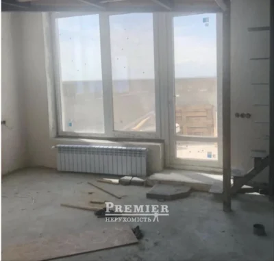 3-кімнатний пентхаус з терасою та видом на море в новому буд