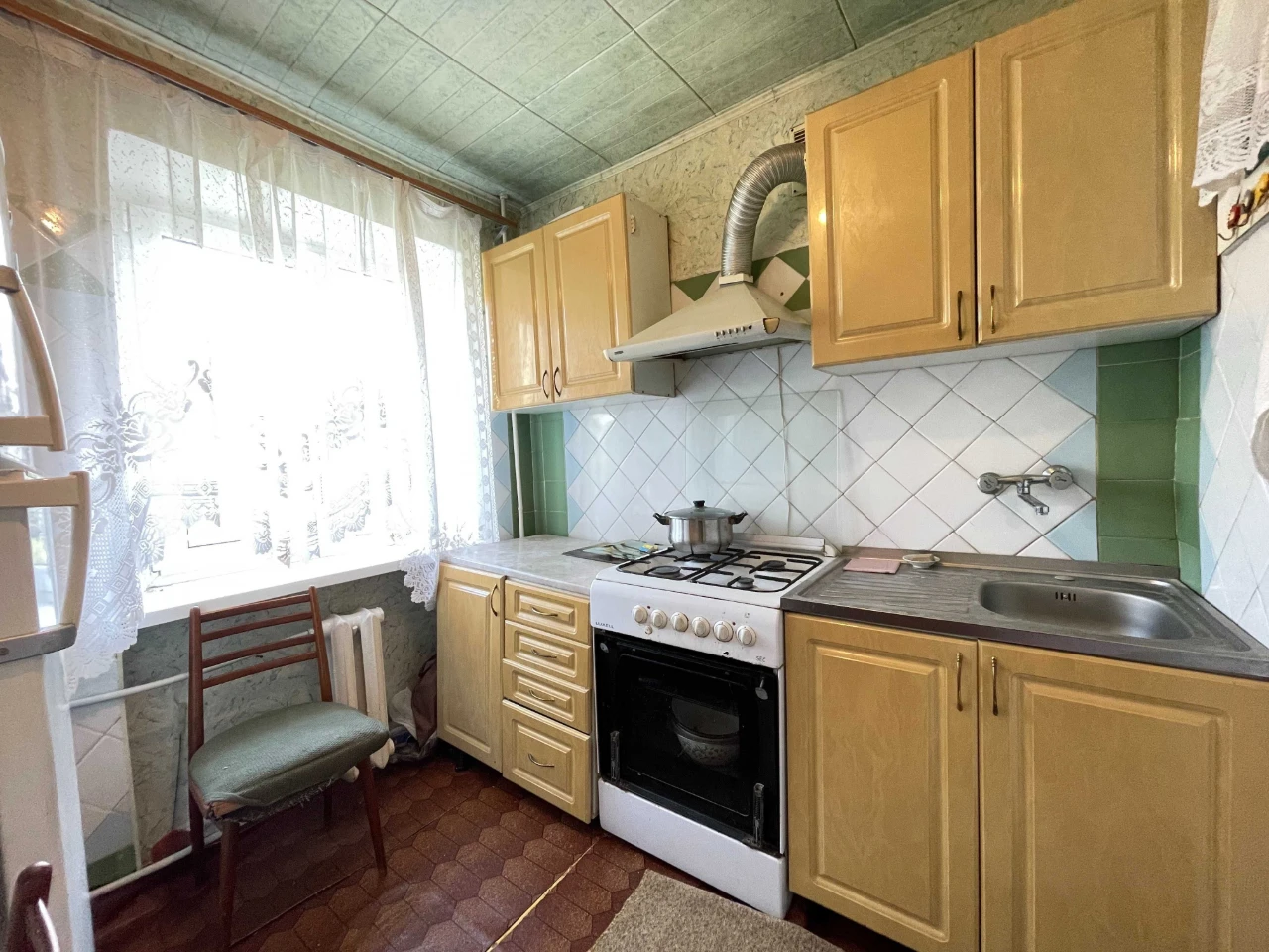Продаж 2к.кв. у тихому р-ні м.Чорноморськ! Держ.програми!