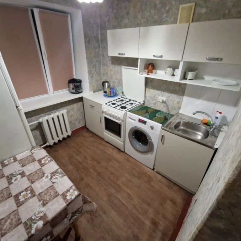 Продам 1-кімнатну в Чорноморську, 2 хвилини до пляжу