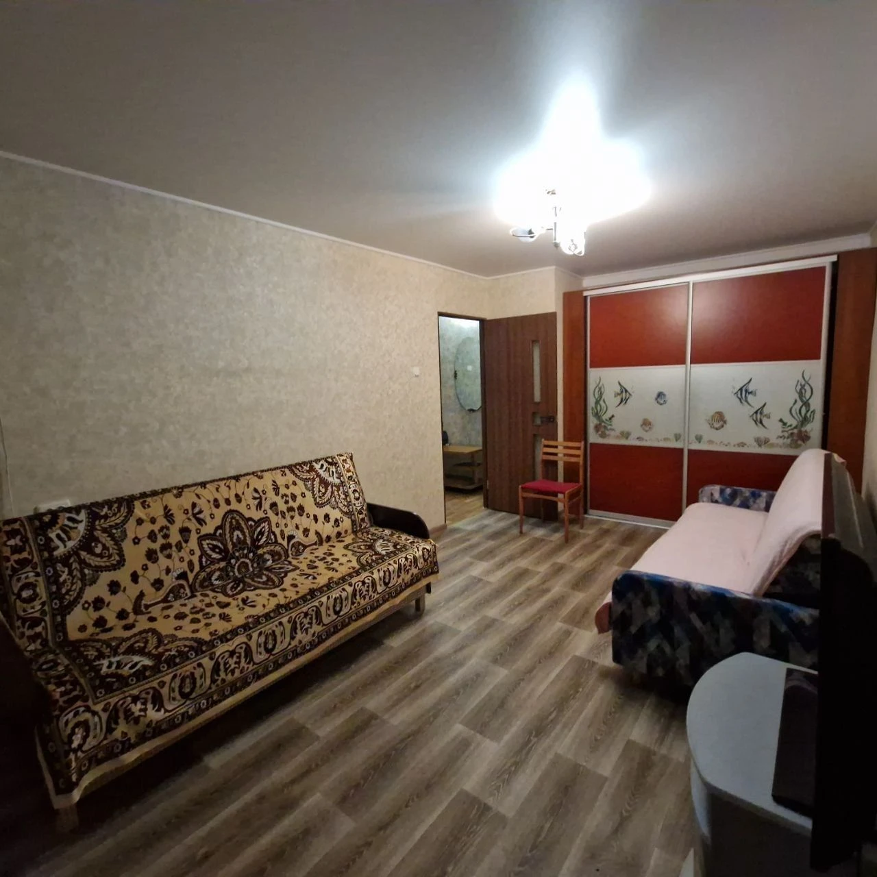 Продам 1-кімнатну в Чорноморську, 2 хвилини до пляжу