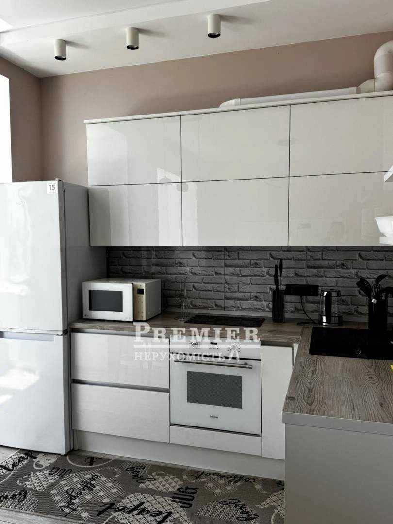 Продаж 2 кімн. квартири біля моря