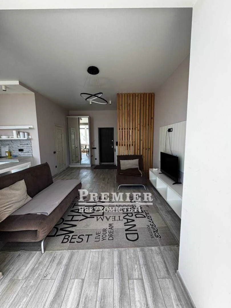 Продаж 2 кімн. квартири біля моря