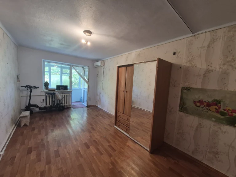 Продам 1к.квартиру коммунального типа
