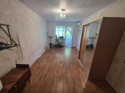 Продам 1к.квартиру коммунального типа