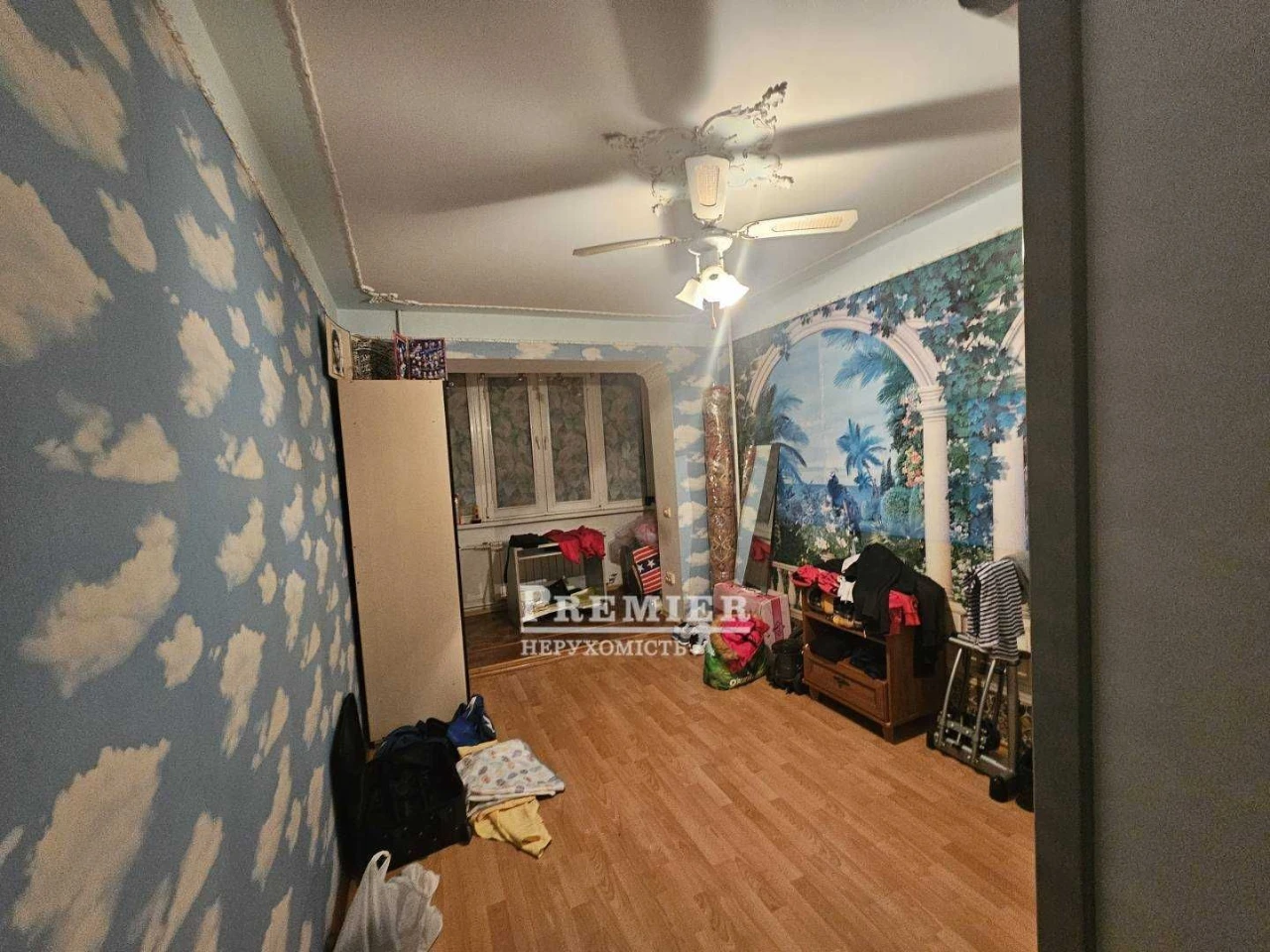 Продаж 4 кімн. квартири в цегляному будинку
