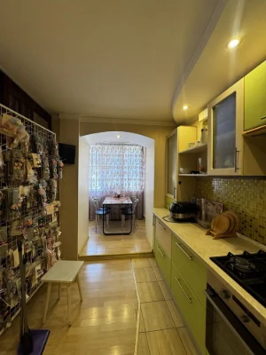 Продаж великої квартири, 75 кв.м.