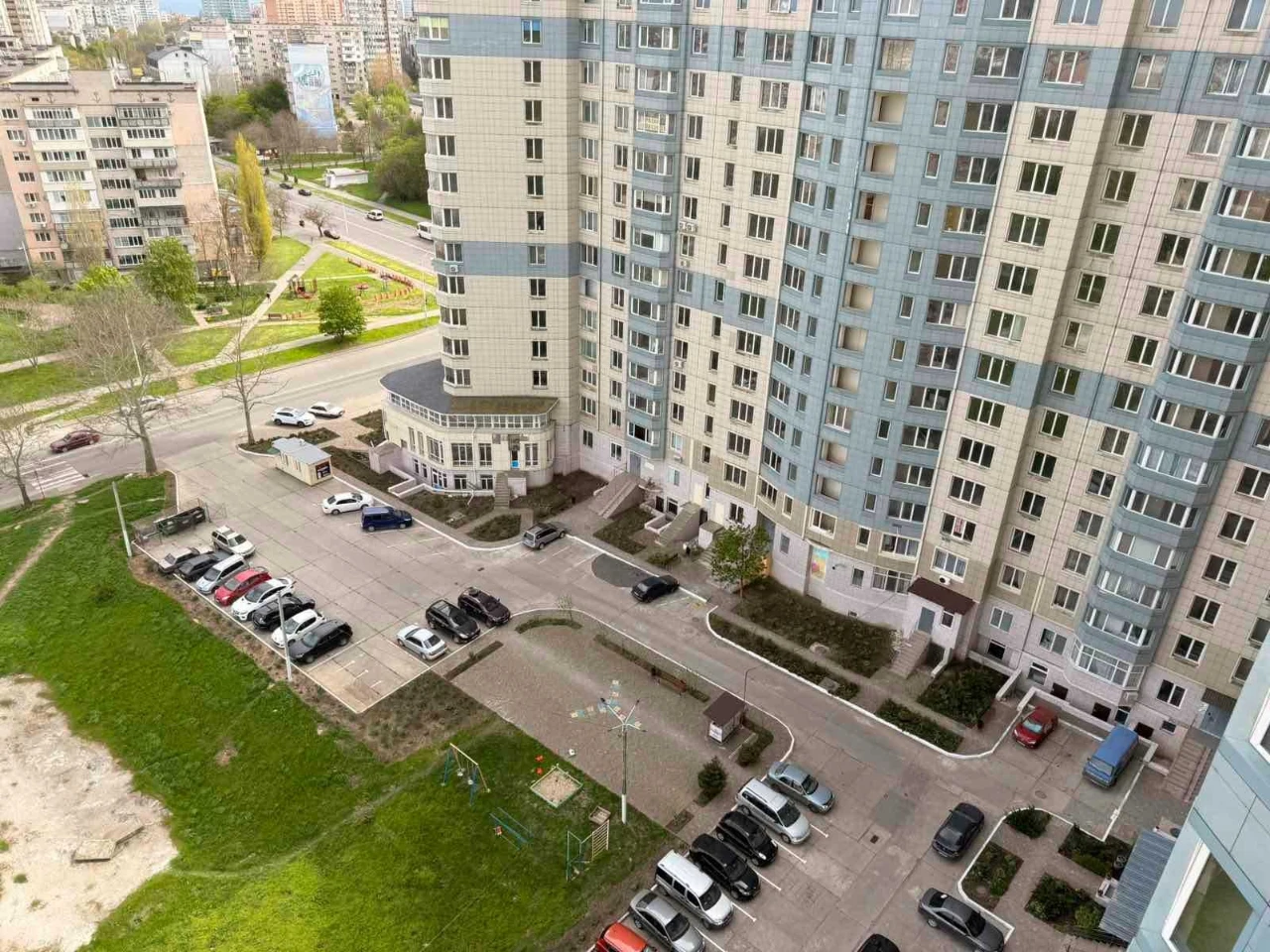В продаже 3 комнатная от строителя с красивым видом на город