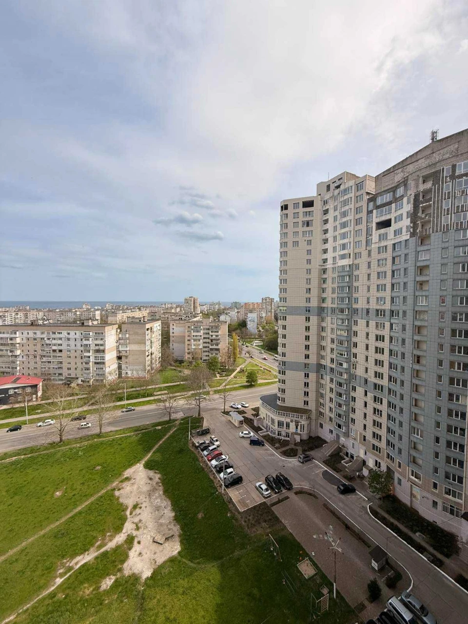 В продаже 3 комнатная от строителя с красивым видом на город