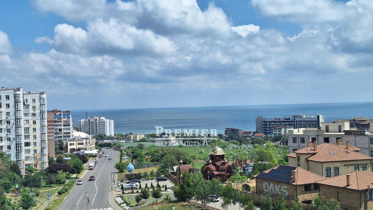 Продаж 3 кімн. з дизайнерським ремонтом