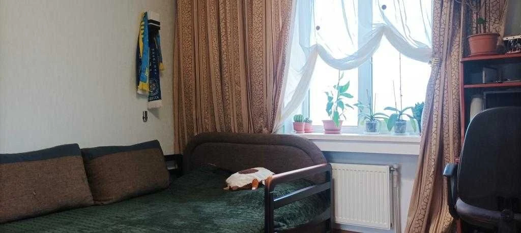 Продам 2к с шикарным видом на озеро!
