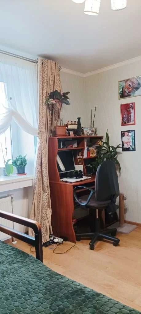 Продам 2к с шикарным видом на озеро!