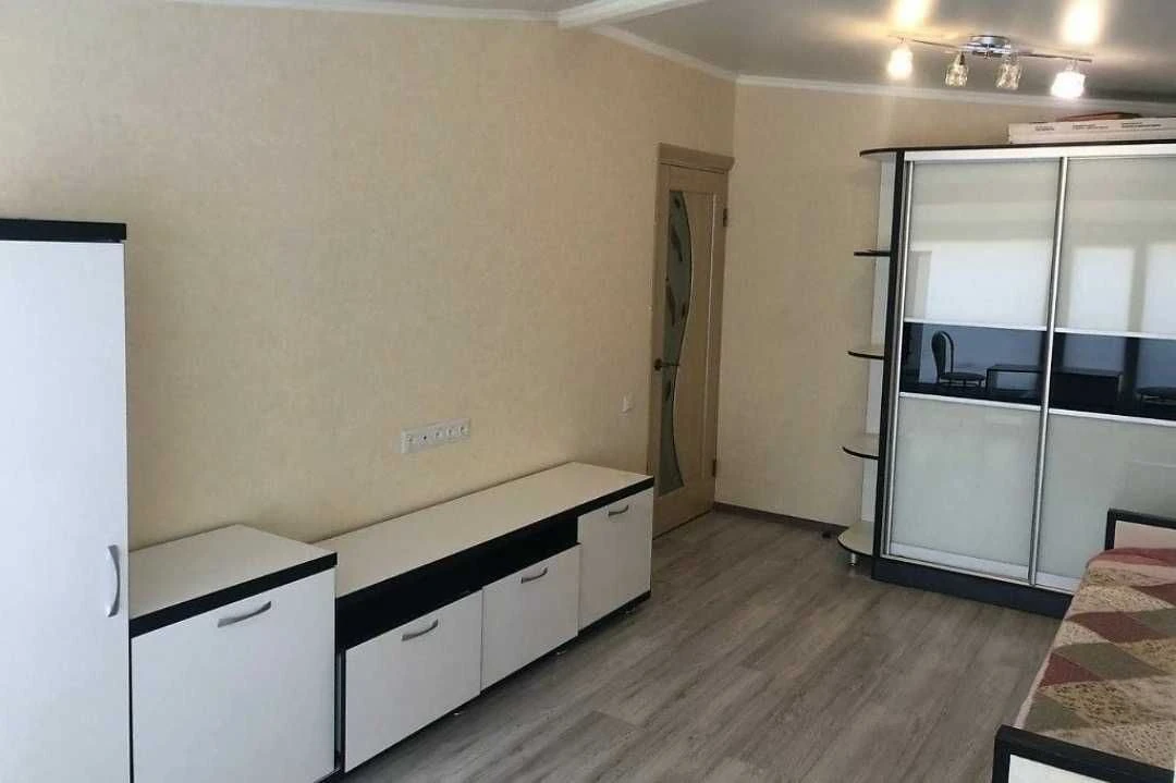 Продаж: 2 кімнатна квартира в Аббо з ремонтом