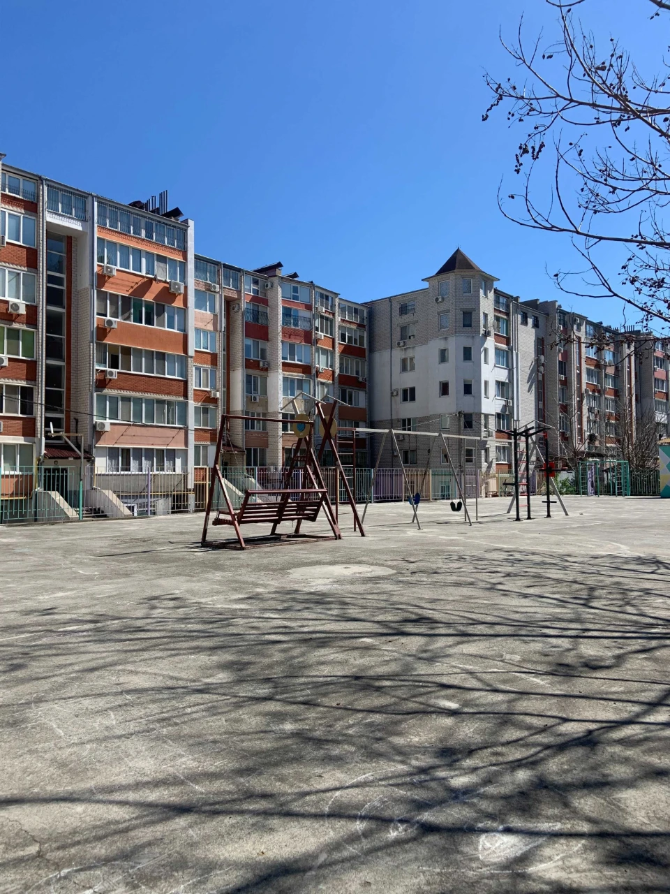 Продаж: 2 кімнатна квартира в Аббо з ремонтом