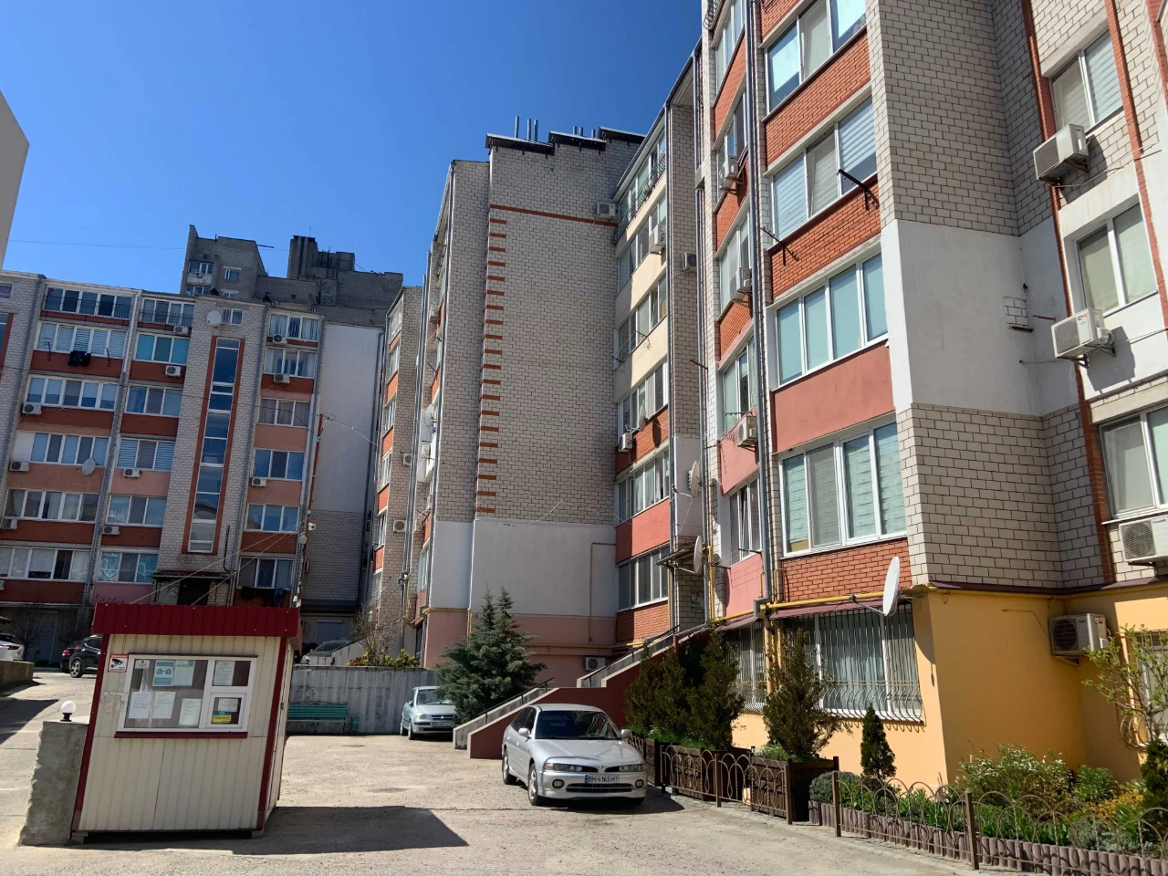 Продаж: 2 кімнатна квартира в Аббо з ремонтом