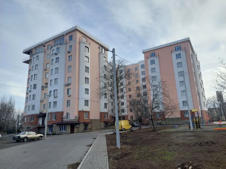 3к квартира с видом на море в кирпичном доме от хозяина. Дом